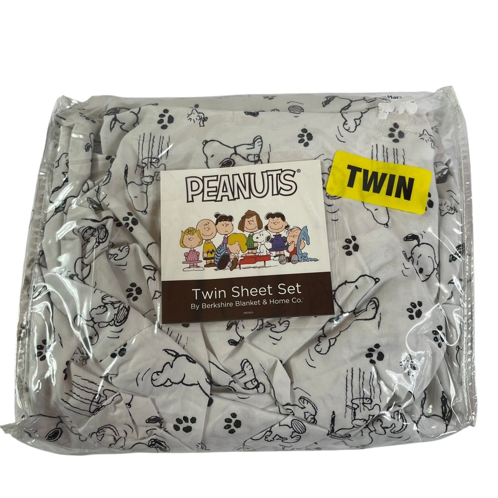 Peanuts Snoopy Print Twin Sheet Set Flat Fitted PillowCase Berkshire
